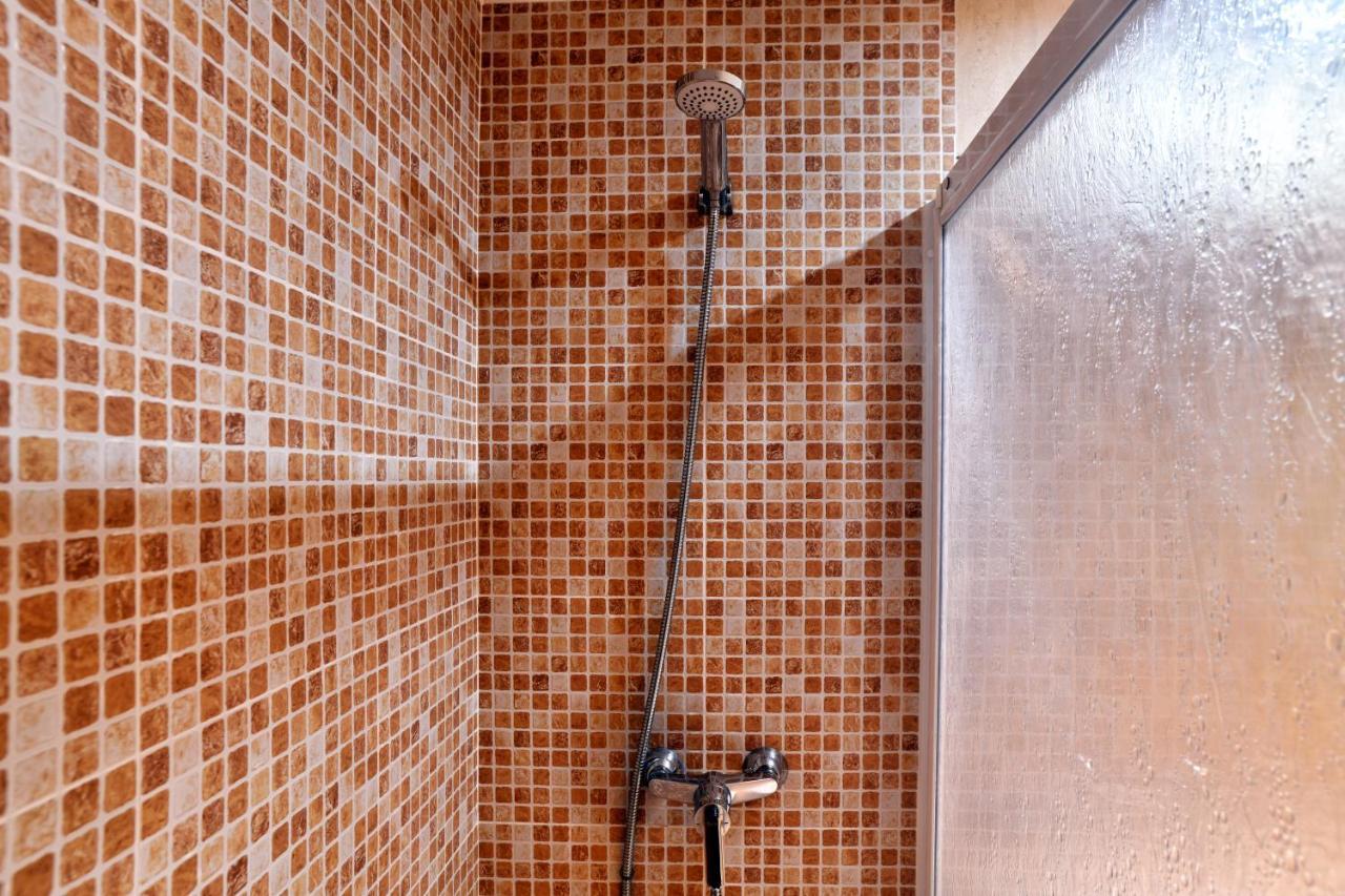 Wonderstays Apartamentos Maribel Малага Екстер'єр фото