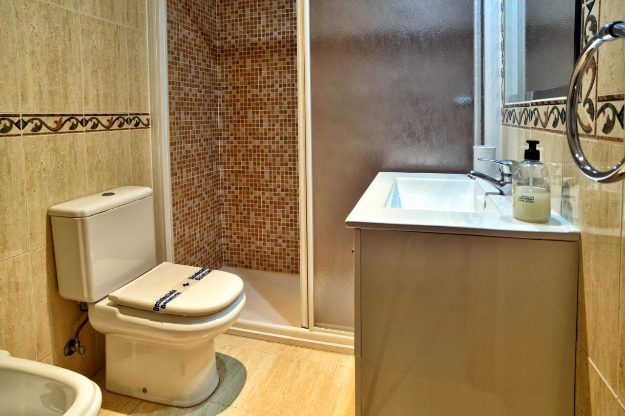 Wonderstays Apartamentos Maribel Малага Екстер'єр фото