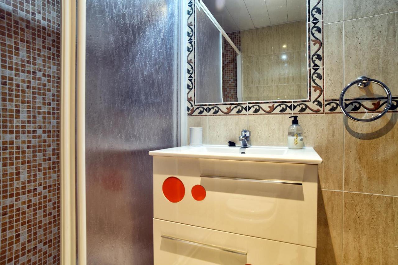 Wonderstays Apartamentos Maribel Малага Екстер'єр фото