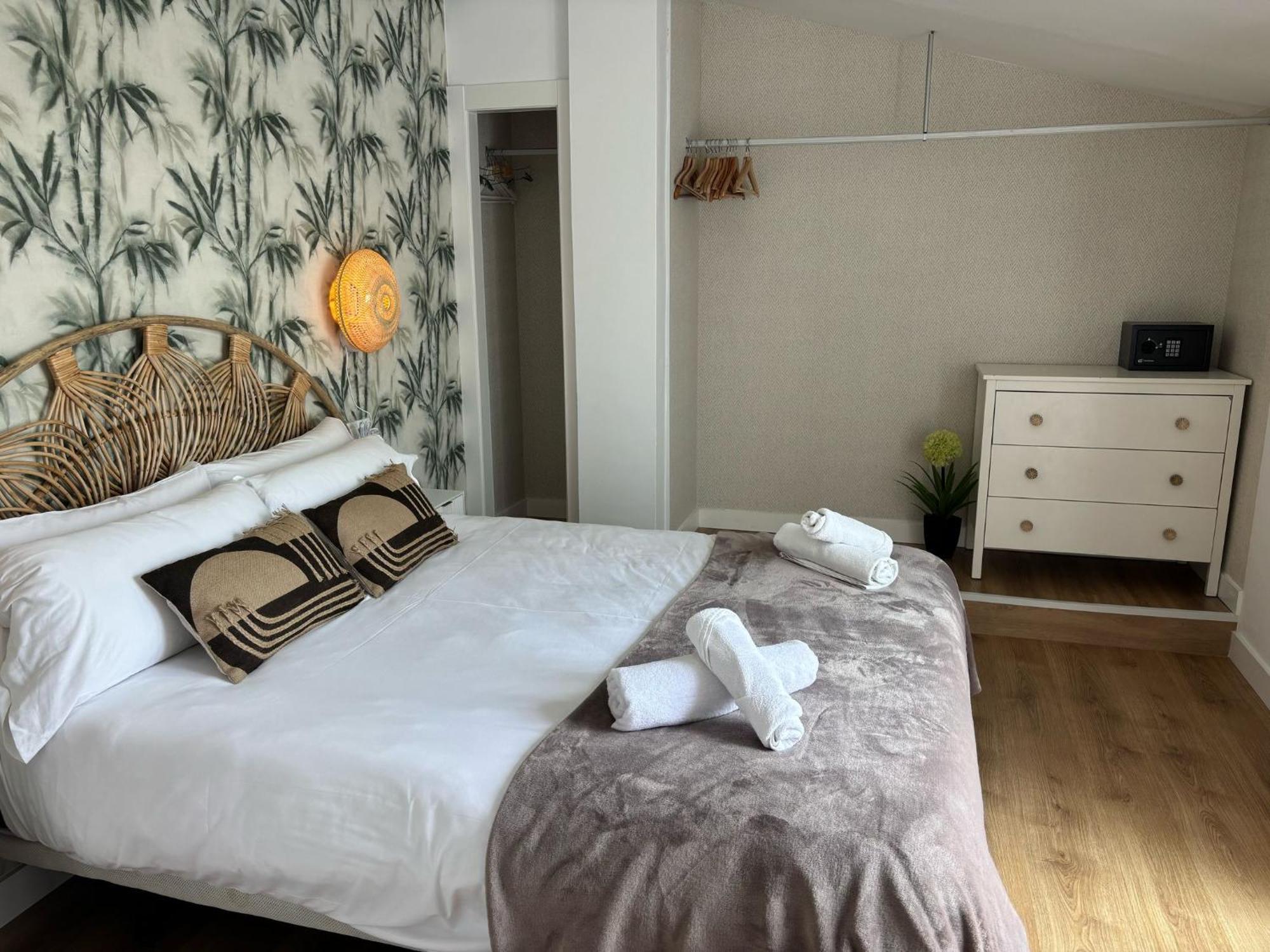 Wonderstays Apartamentos Maribel Малага Екстер'єр фото