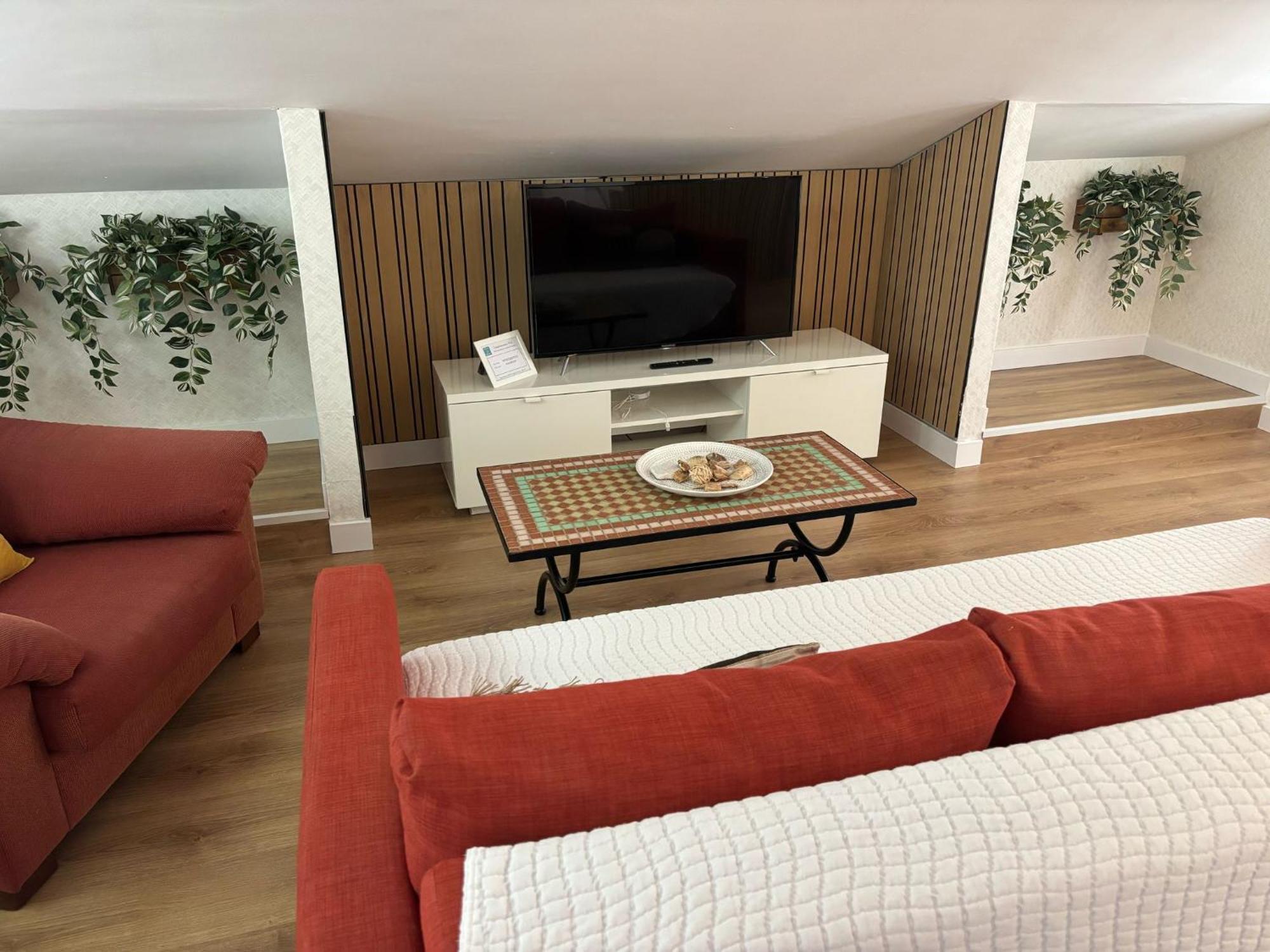 Wonderstays Apartamentos Maribel Малага Екстер'єр фото