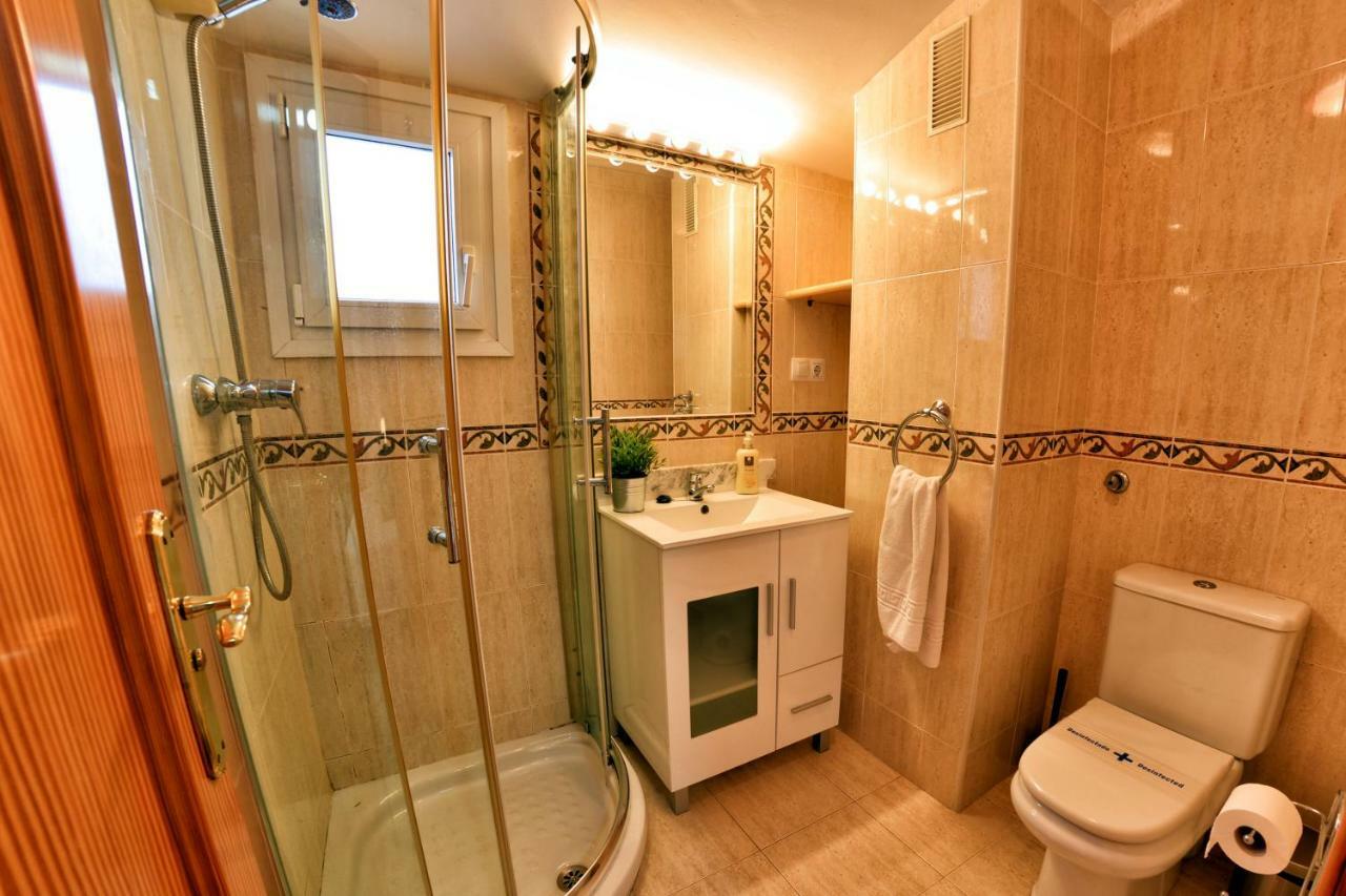 Wonderstays Apartamentos Maribel Малага Екстер'єр фото